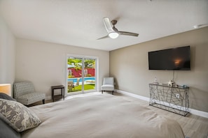 4 bedrooms, desk, iron/ironing board, travel cot