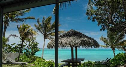 Villa Liléa on the lagoon, private beach and exceptional view