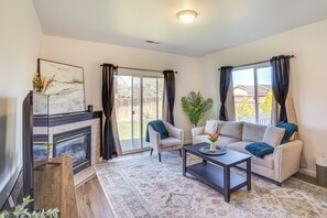 TV, fireplace - Charming Bend Home w/ Porch & Yard: Great Location (Bend)