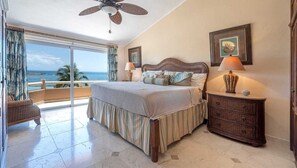 3 bedrooms, in-room safe, desk, iron/ironing board