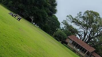 Enceinte de lâhĂ©bergement