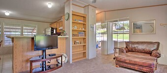 Spacious House ~ 1 Mi to Lake & Boat Ramp!