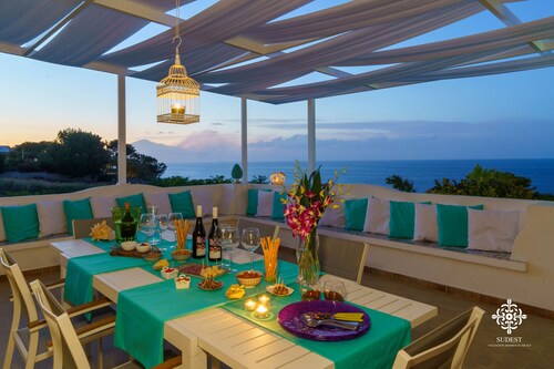 Villa Vittoria  - Dimora fronte mare