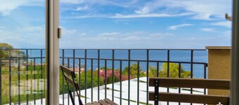 Villa Vittoria  - Dimora fronte mare