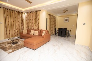 Apartment | Interior - Executive 3-bed Furnished Apartment in Kwashieman (Accra)