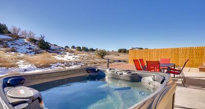 Pueblo 'Five Star Pikes Peak View' Home w/ Hot Tub