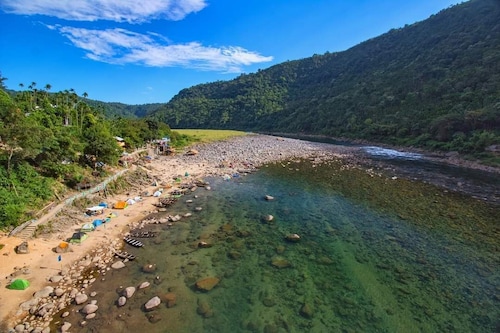 River-Paradise Camps 