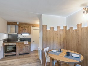 Dining - Studio Loup - L'Igloo - Welkeys (Combloux)