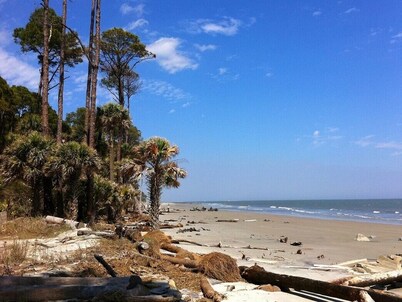 {NEW}5 mins to PI-Fire Pit-Beach Pass