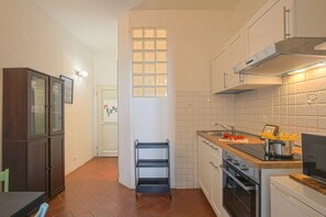 Fridge, microwave, oven, stovetop - Camilla - Sweet Dreams in Florence (Firenze)