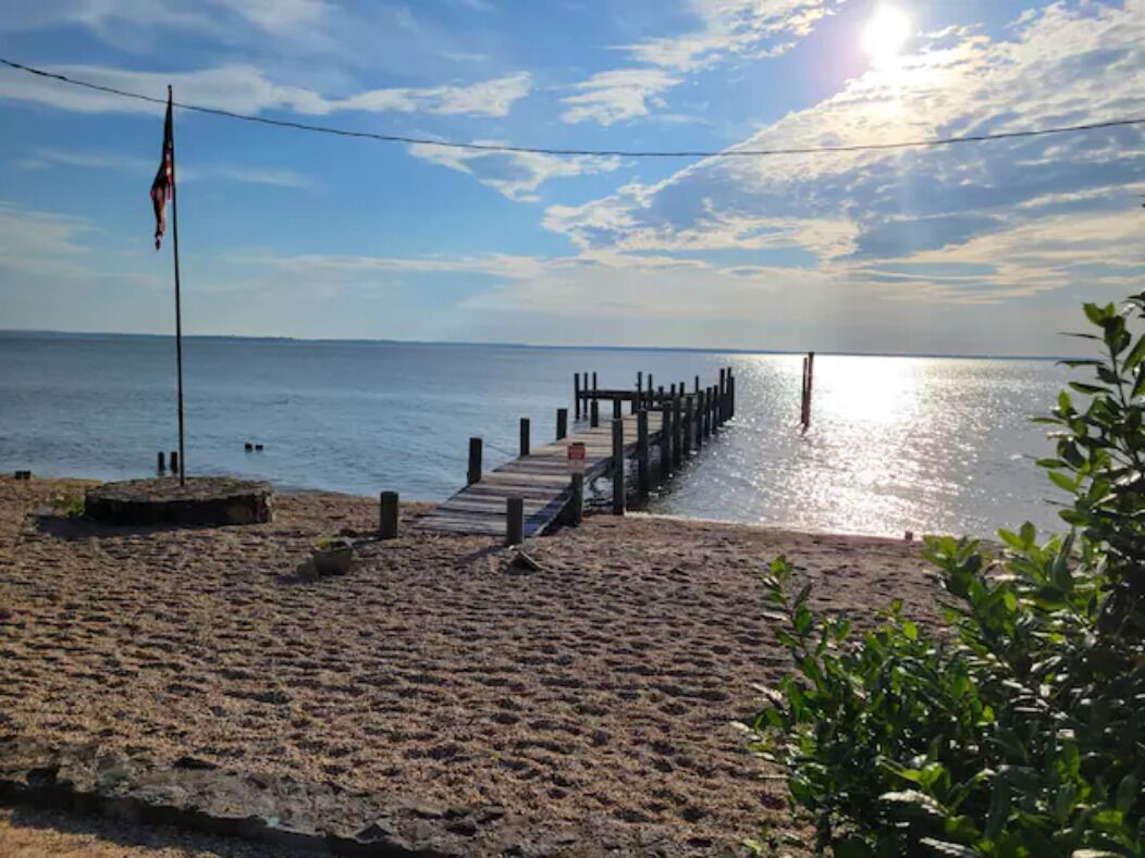 River Front Colonial Beach Private Beach & Dock