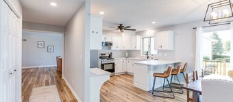 Updated , bright, and modern Manteno Home close to parks