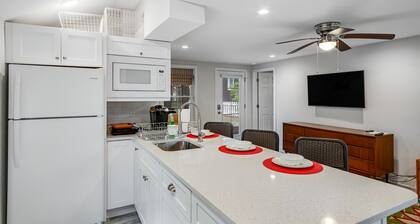 Dog-friendly Rehoboth Beach cottage steps from the beach & boardwalk with AC