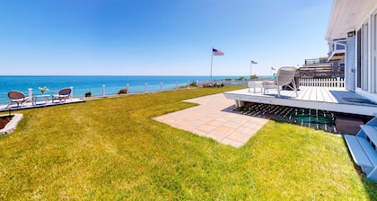 Beachfront home with large deck, firepit, grill, bay & beach views, gas grill