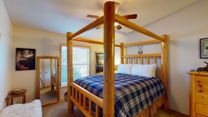 3 bedrooms, WiFi, bed sheets