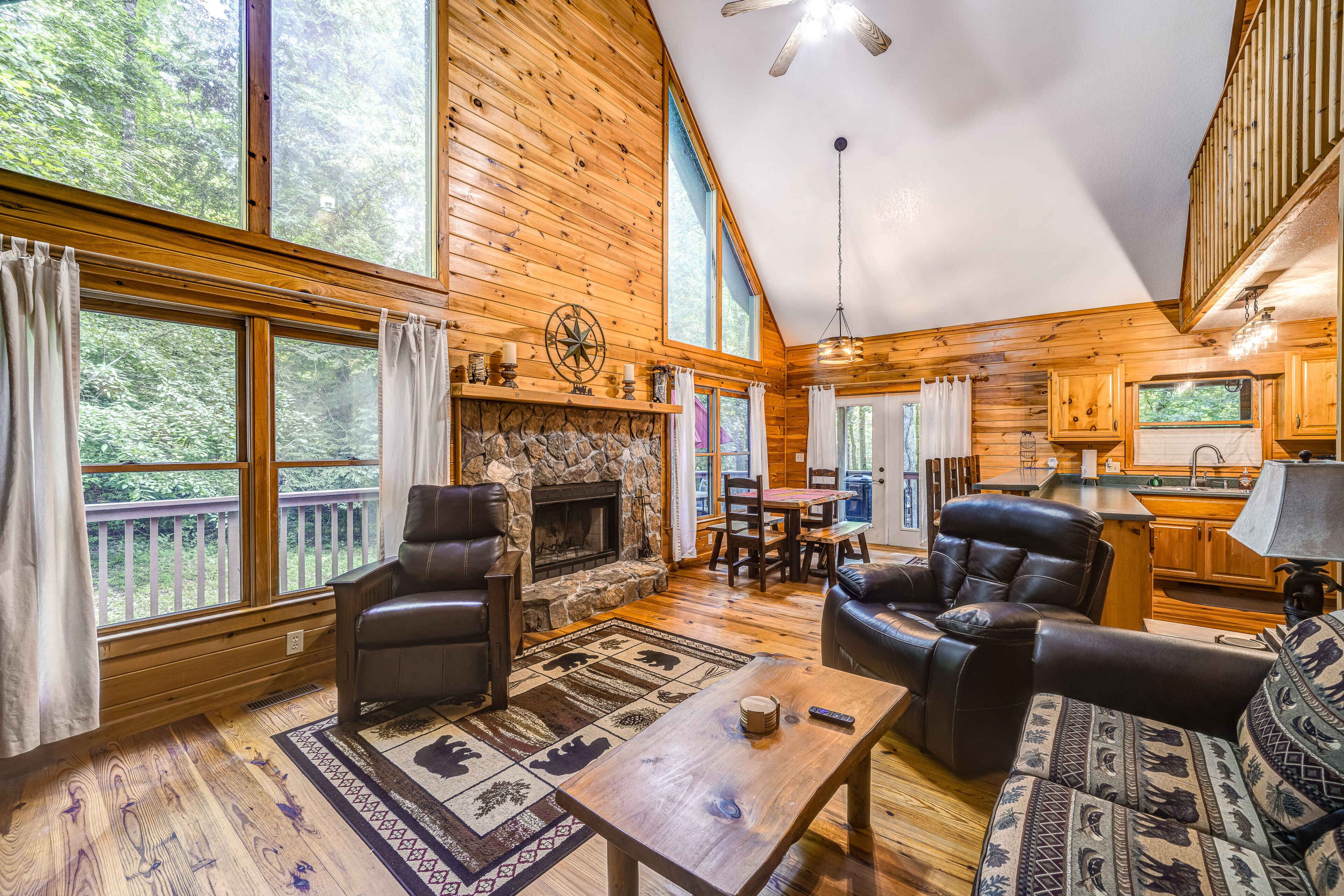 Télévision, cheminée