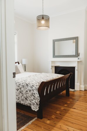 2 Schlafzimmer, Bügeleisen/Bügelbrett, WLAN, Bettwäsche