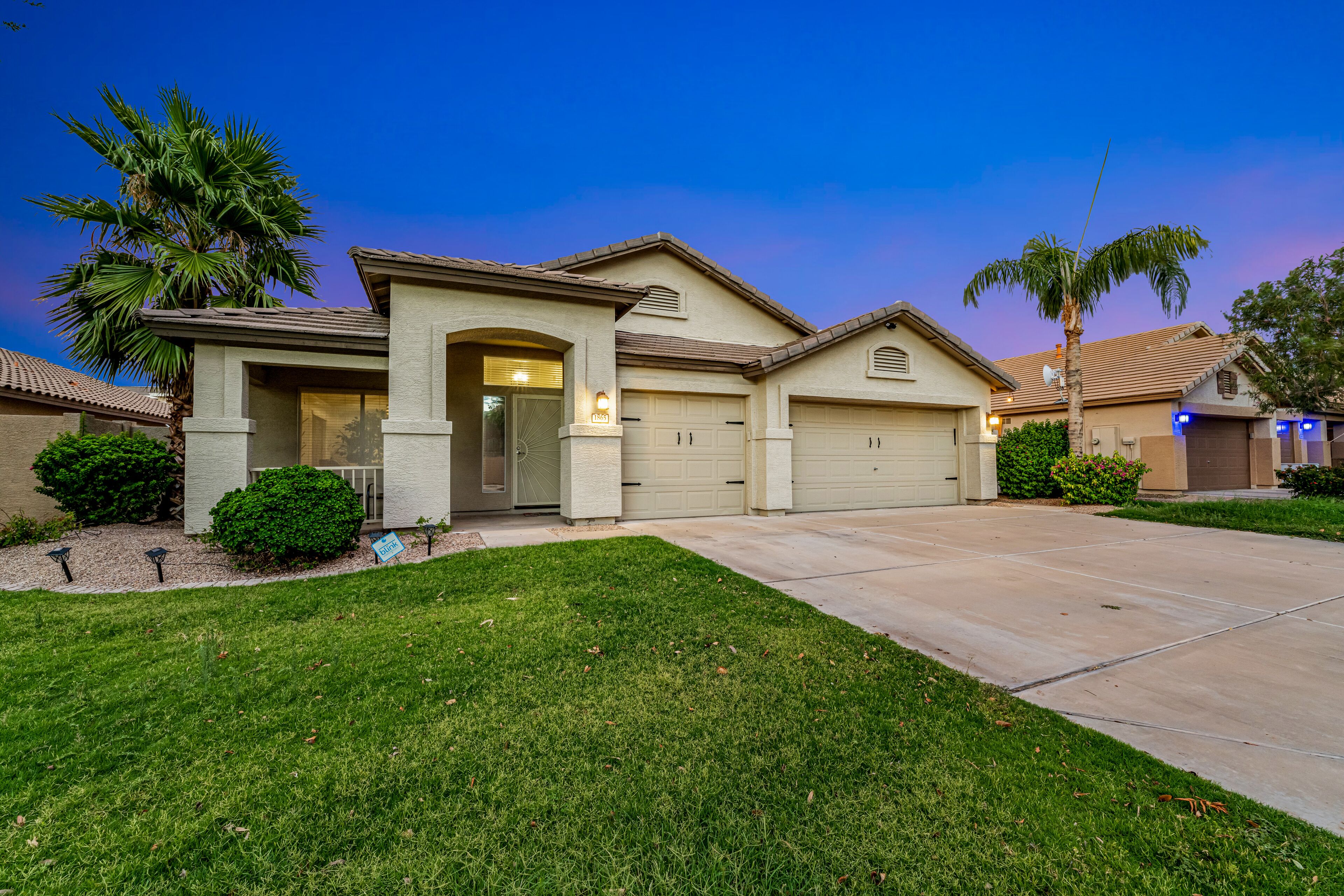 Spacious, single-level home with a private pool, hot tub, fast WiFi, & game room
