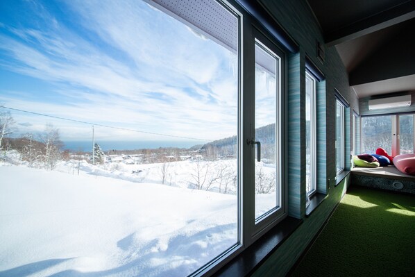 Casa | Área de sala de estar | Televisión de pantalla plana 