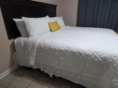 Comfort and Convenience, minutes away from historical French Quarter