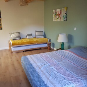 2 bedrooms, iron/ironing board, travel cot, free WiFi - Appartement Entre lac et Montagnes (Saint-Paul-en-Chablais)