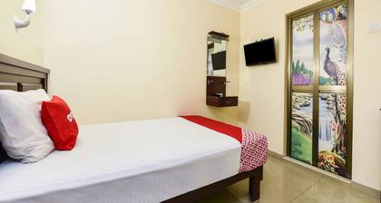 OYO 90562 J Hotel PJ