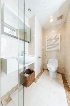 Shower, toilet paper