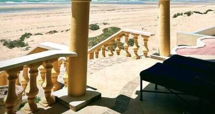 Casa Luna Llena Beachfront home in Playa Encanto