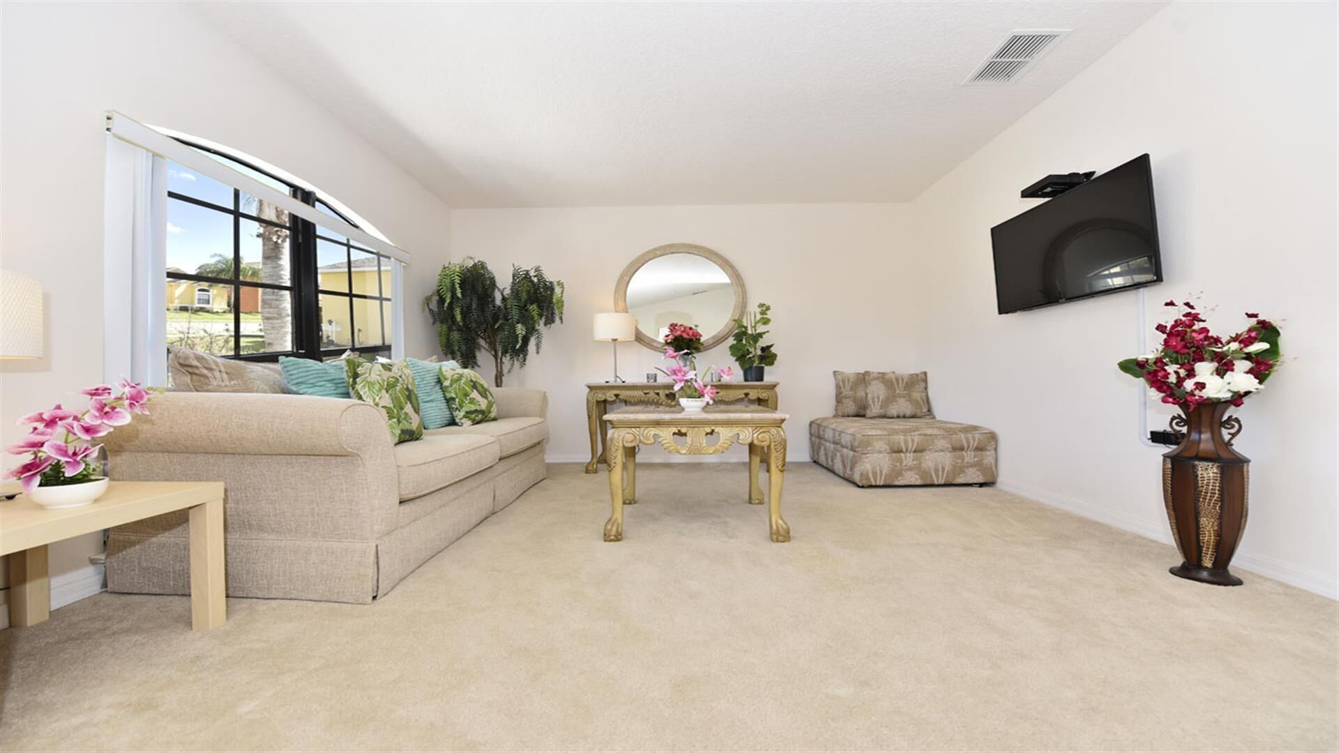 Highgate at Legacy Park - 5 Bed 3 Baths Villa