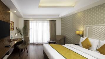 Colchones con efecto memoria, minibar y escritorio