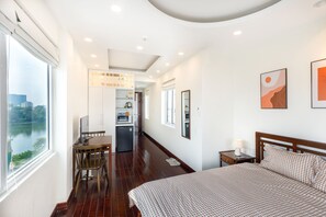 1 bedroom, desk, iron/ironing board, free WiFi