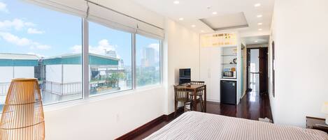 1 bedroom, desk, iron/ironing board, free WiFi