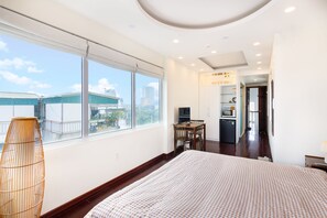 1 bedroom, desk, iron/ironing board, free WiFi