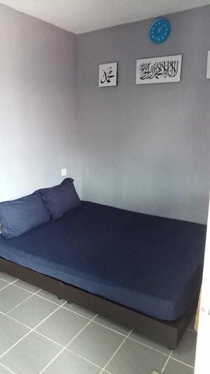 Room, Private Bathroom