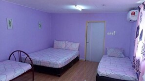Quarto família, banheiro privativo | 1 quarto, roupa de cama