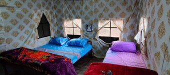 캠프 아와라 카나탈