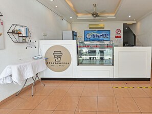 Front of property - OYO 90559 Ummul Motel C Mart (Arau)