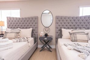 6 Schlafzimmer, Bügeleisen/Bügelbrett, Reisekinderbett, WLAN