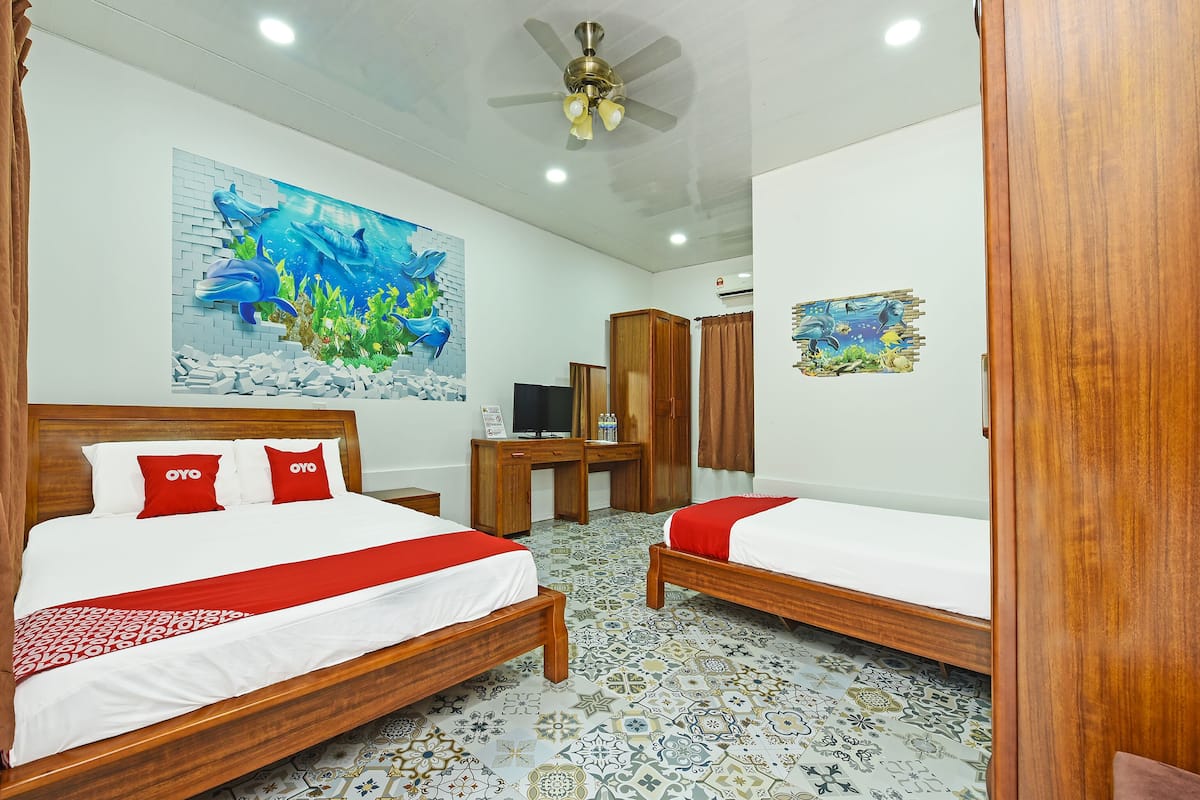 Chambre Triple, salle de bains privée | 1 chambre, bureau, Wi-Fi gratuit, draps fournis