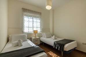 3 camere, ferro/asse da stiro, Wi-Fi gratuito, lenzuola