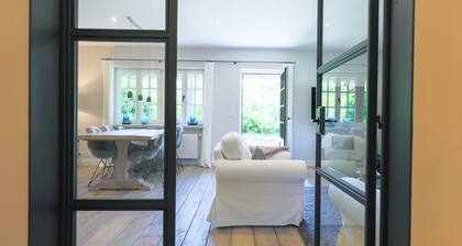 A typical Frisian house has been given a new look here.