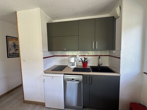 Fridge, microwave, dishwasher
