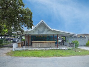 Fachada de la propiedad
