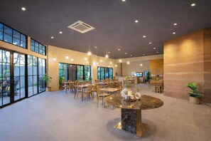 Restaurant - Centara Life Wisma Hotel Ratchaburi (Ratchaburi)