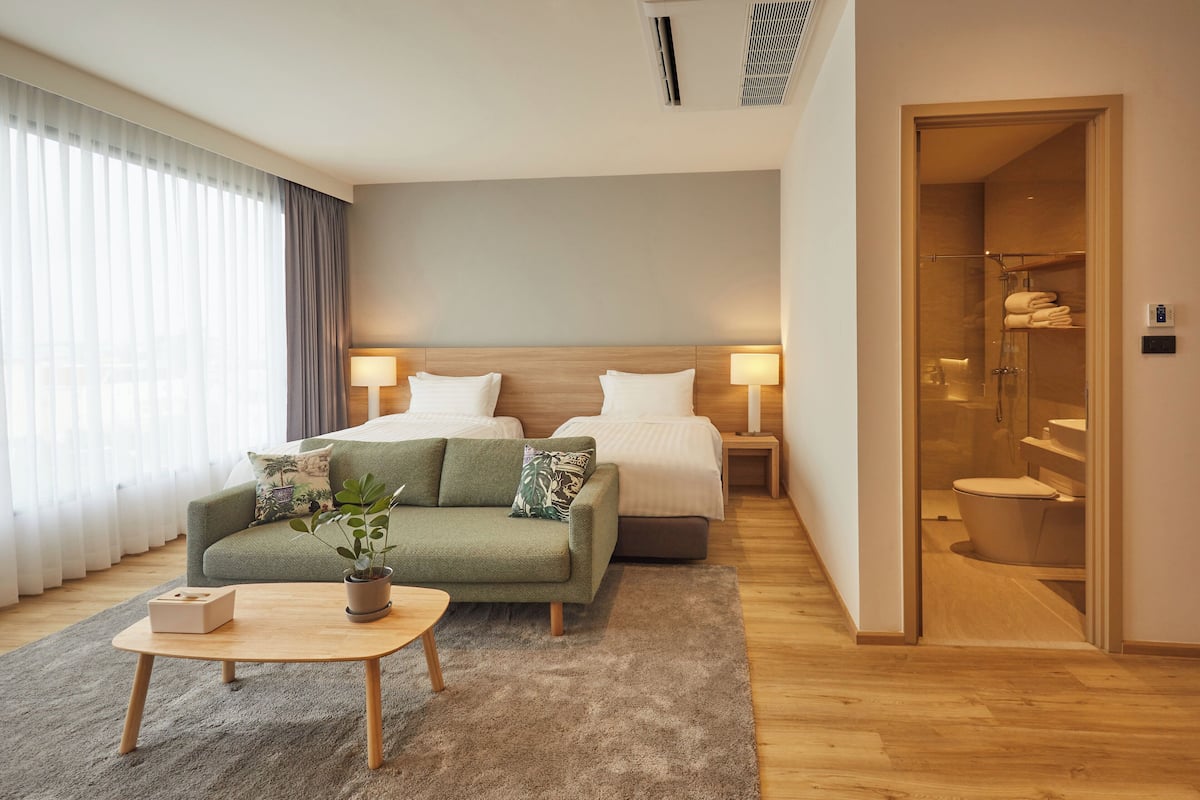 1 bedroom, desk, laptop workspace, free WiFi
