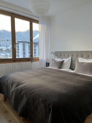 3 chambres, fer et planche Ă repasser, lit parapluie, Wi-Fi gratuit