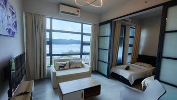 2 bedrooms, blackout curtains, iron/ironing board, free WiFi