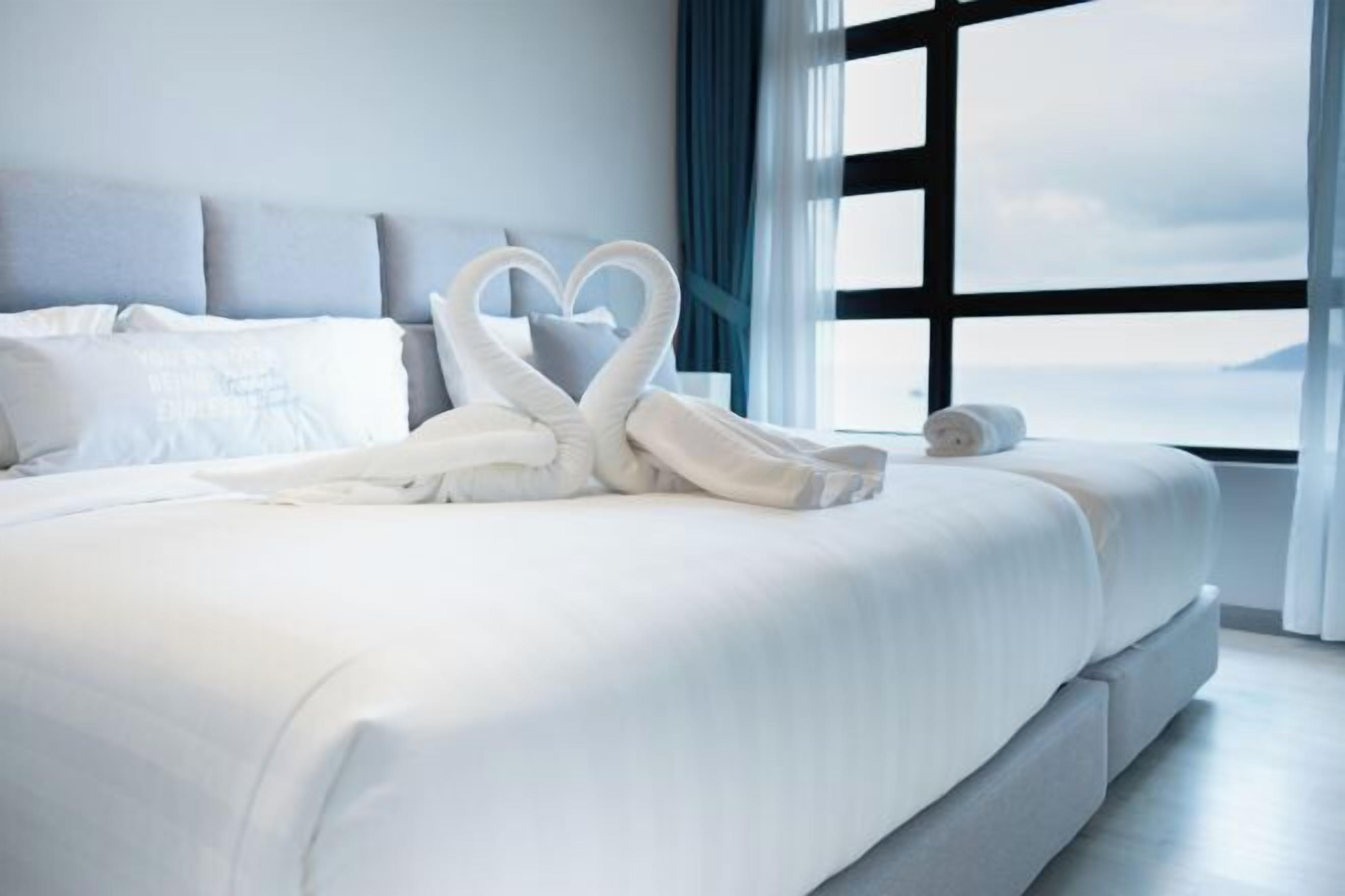 2 soverom, blendingsgardiner, strykejern/-brett og wi-fi (inkludert)