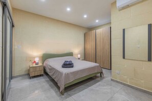 5 bedrooms, WiFi - Celestina Farmhouse (Ix-Xagħra)