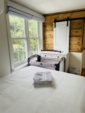 3 soveværelser, strygejern/strygebræt, gratis Wi-Fi, sengetøj